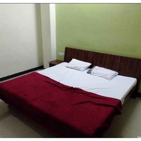 Hotel Adarsh, Ujjain Ujaim Exterior foto